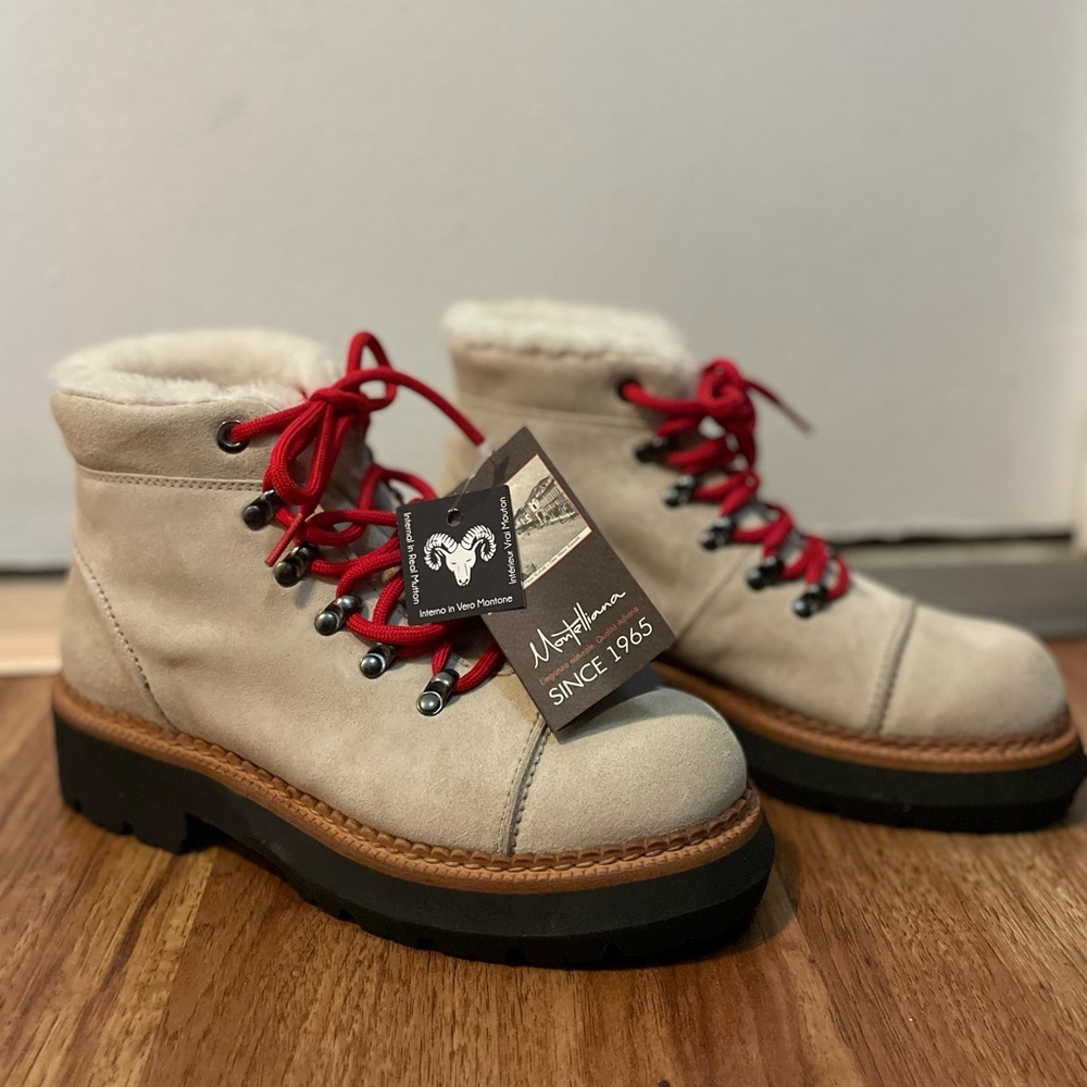 Montelliana Marlene Boots, New with tags